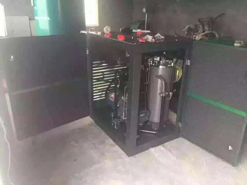 �C����(n��i)���DƬ